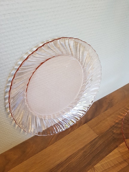 Arcoroc lautaset