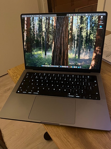 MacBook Pro 14" M1 Pro — 16GB / 512GB SSD