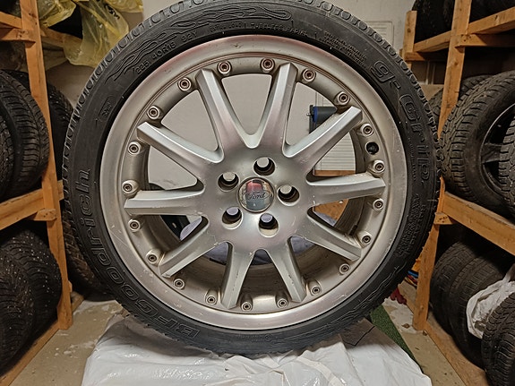 Ronal 18" vanteet+ renkaat