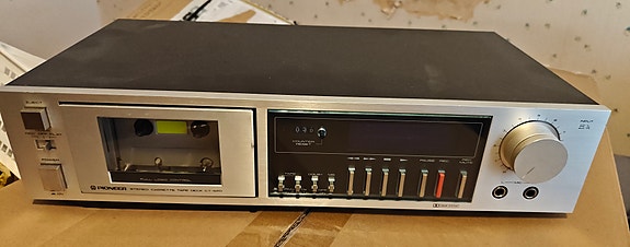 Pioneer CT-520 kasettidekki