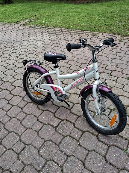 Jupiter lastenpyörä 16