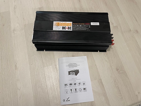 Invertteri 1500W / 12V