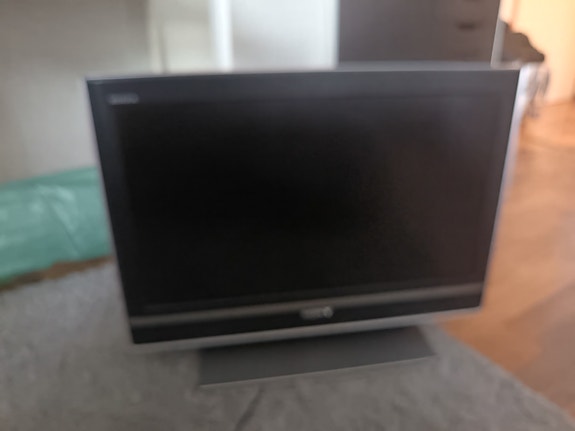 Sony tv 26"