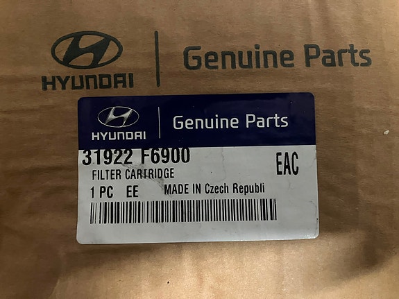Hyundai i30 1.6 CRDi Polttoainesuodatin Alkuperäinen 17-