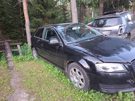 Audi A3 1,6 Diesel vm 2010 varaosiksi