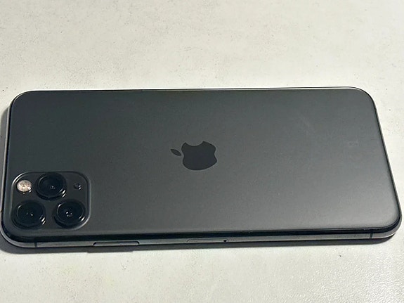ALE iPhone 11 Pro Max 64GB space gray - TAKUU 12 kk