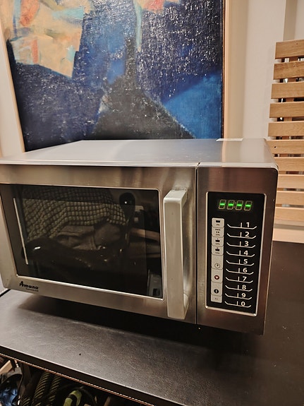 Amana Commercial mikoaaltouuni