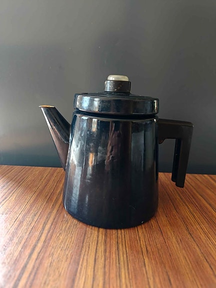 Vintage Finel "Pehtoori" -emalikahvipannu – suunnittelija Antti Nurmesniemi