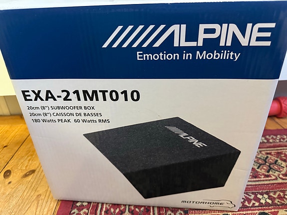 Alpine EXA-21MT010 8" subwoofer Transporteriin