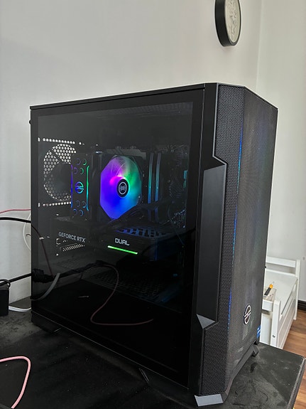 Peli tietokone Pcspesialist 255 i5