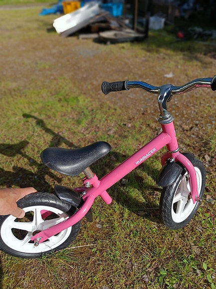 Lasten potkupyörä