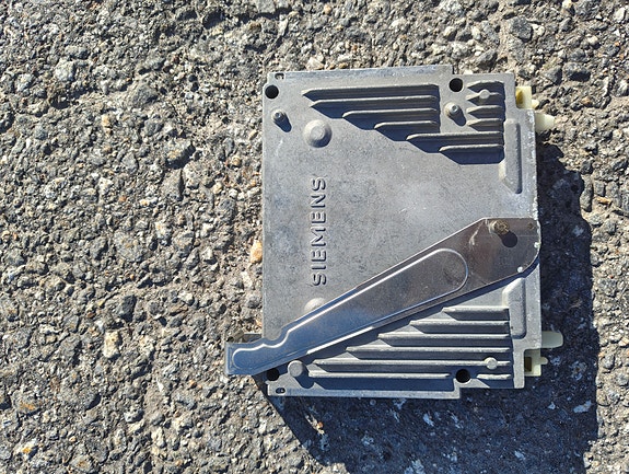 volvo 850 ecu