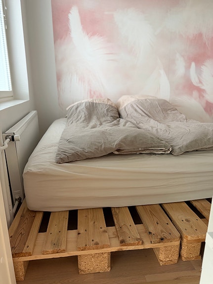IKEA HYLLESTAD pussijousitettu patja HALVALLA