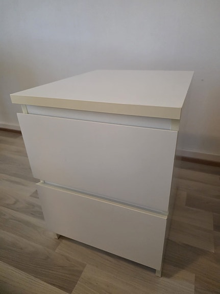 IKEA valkoinen laatikosto 40x50 cm