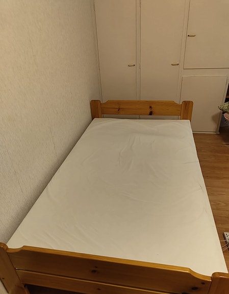 IKEA Femtåsen patja 120x200 cm