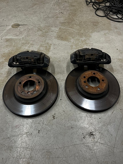 bmw e9x 335i etujarrut