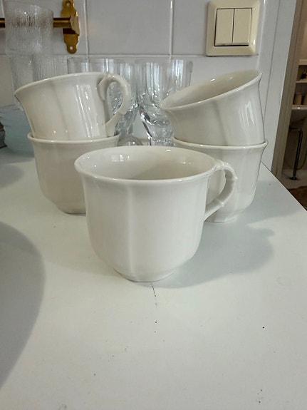 Villeroy & Boch valkoiset kahvikupit