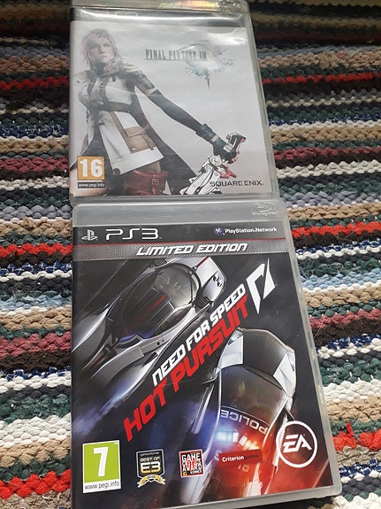 NFS hot pursuit / Final Fantasy XIII PS3