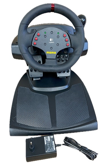 Logitech MOMO Racing Force Feedback ratti- poljinyhdistelmä