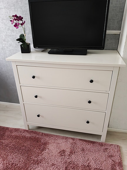 Hemnes lipasto