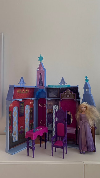 Disney Frozen linna