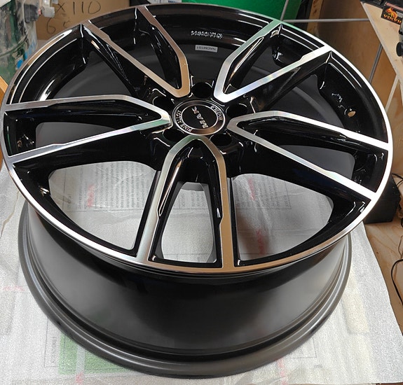 5x112  9Jx20 ET  41 ja 57 MAK EVO 20