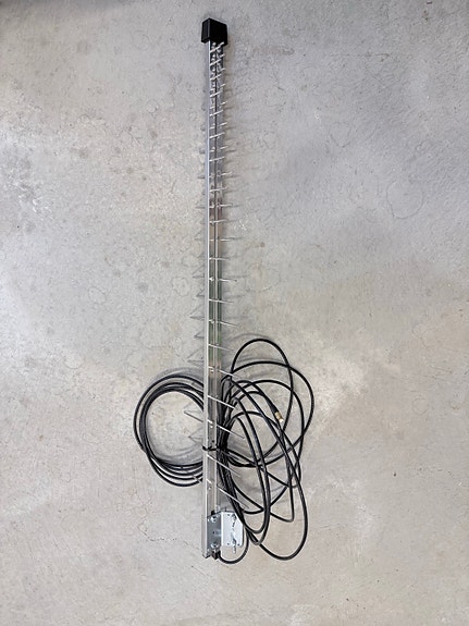 Iskra P-56 Unicom H/V SMA suunta-antenni