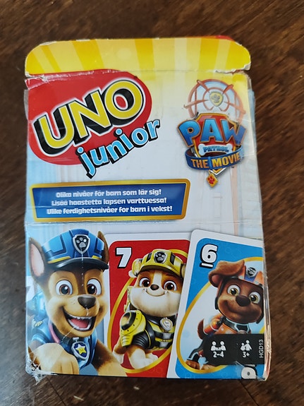 UNO Junior Paw Patrol -korttipeli lapsille