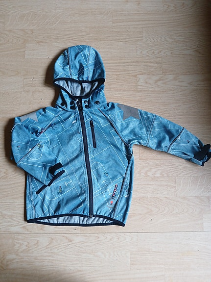 Molo Cloudy softshell takki 116, niukka!