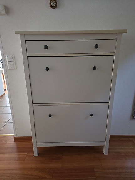 VARATTU Ikea Hemnes kenkäkaappi