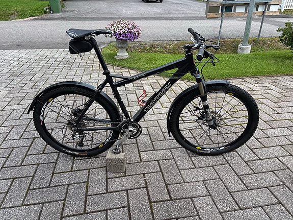 Tunturi maastopyörä 26" runko L unisex musta