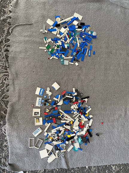 LEGO poliisi settien 4205 ja 7288 raadot