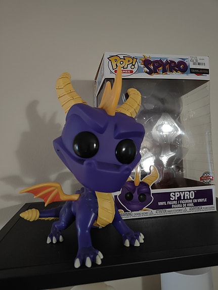 Funko Pop Spyro jättiversio
