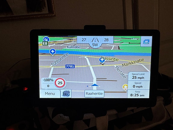 GPS laite ja vanha garmin mukaan