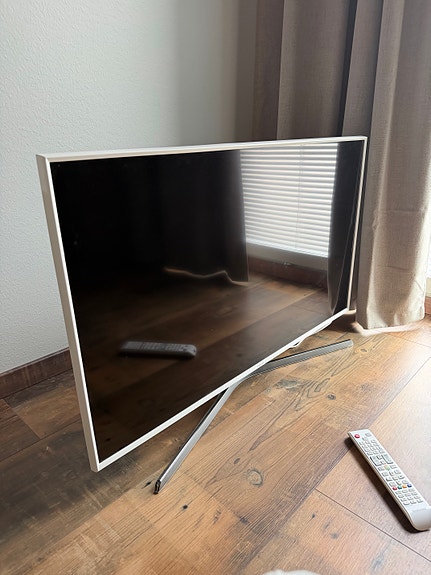 Samsung UE40J5515AK Smart TV 40" valkoinen