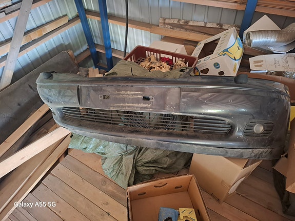 Opel etupuskuri