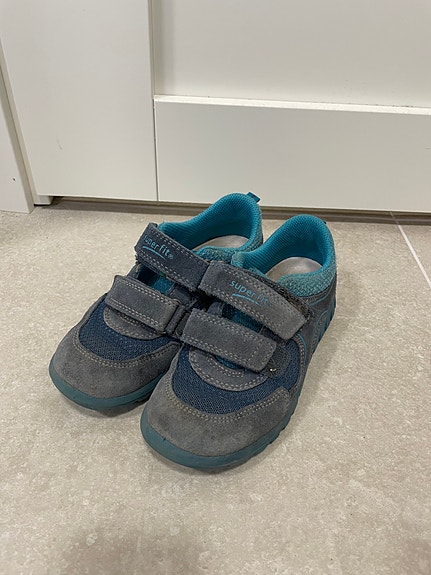 Superfit lenkkarit koko 30
