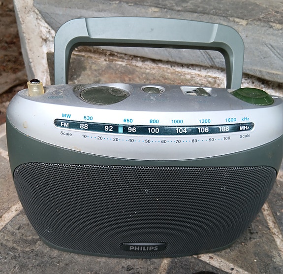 Philips AE2150 FM/AM kannettava radio