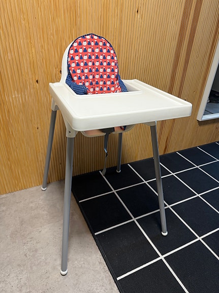 IKEA Antilop-syöttötuoli