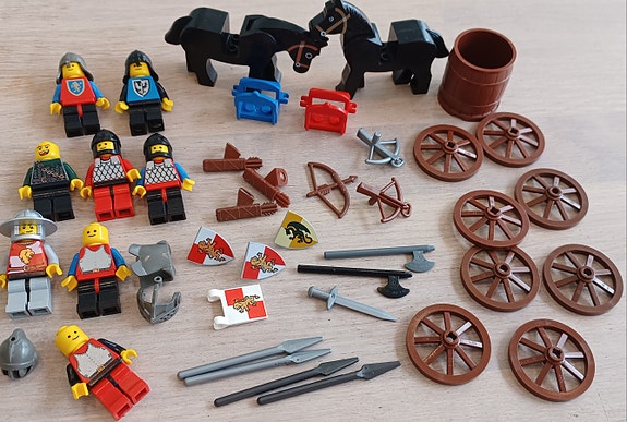 Lego castle figureita yms