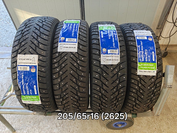 Uudet 205/65r16 Linglong talvirenkaat