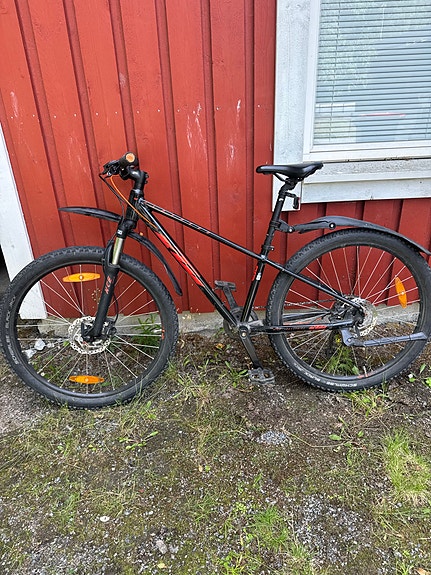 Ktm maastopyörä 26”