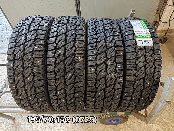Uudet 195/70r15C talvirenkaat
