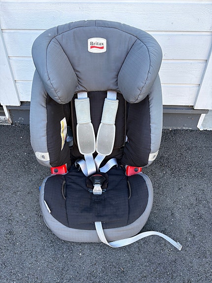 Britax Römer Multi-Tech turvaistuin 25 kg harmaa-musta