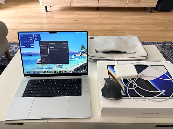 Apple MacBook pro 16” m1 pro 512gb SSD