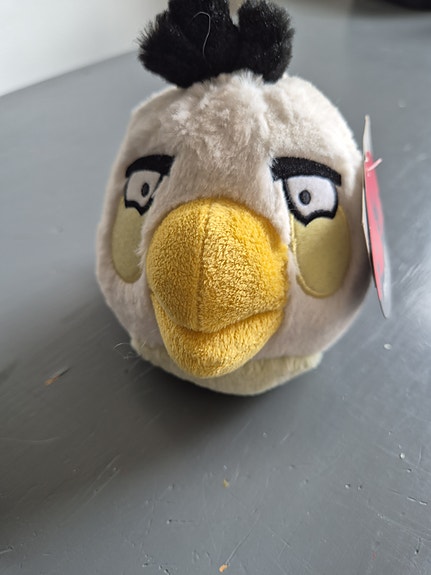 valkoinen angry birds pehmo