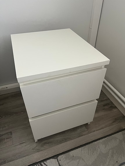 IKEA MALM YÖPÖYTÄ