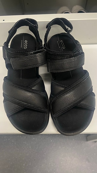 Ecco Chunky sport sandaalit