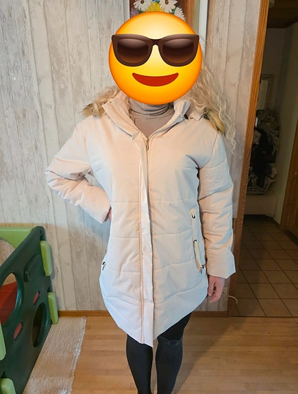 Naisten beige talvitakki XXL hupulla