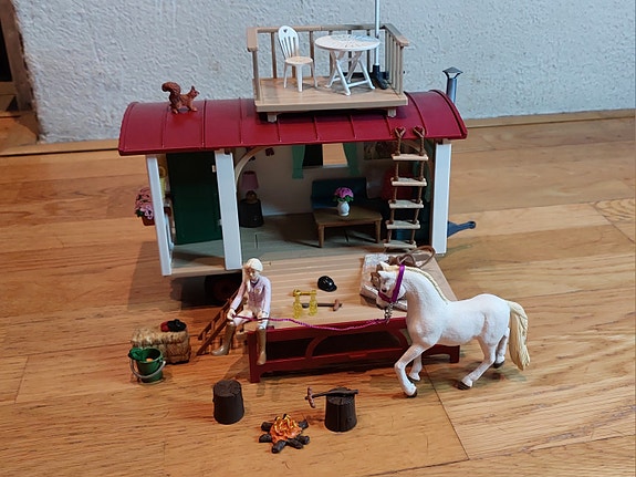 Schleich Horse Club Karavaani Salaisiin Kokouksiin (42593)